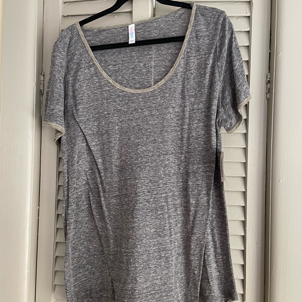 Lularoe classic t NWT